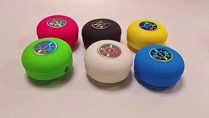 Suction-cup shower speaker