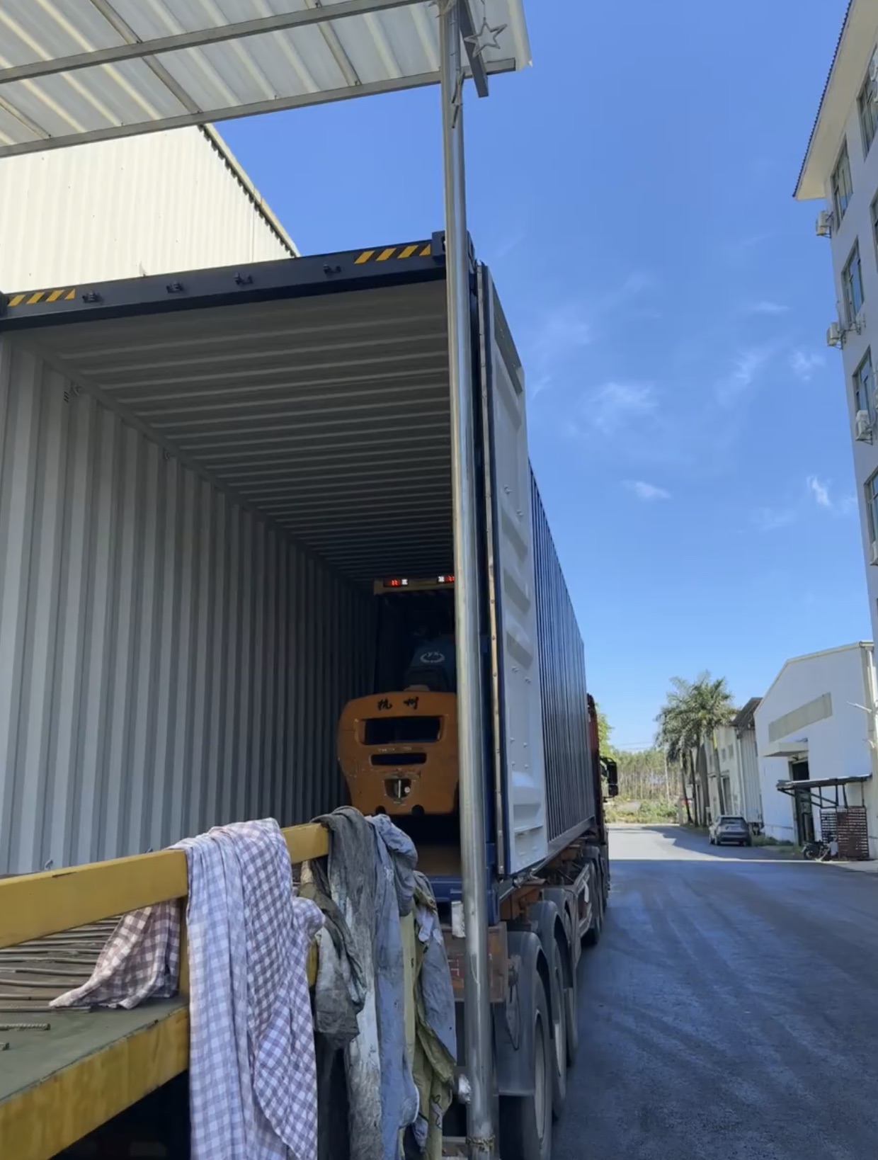 Container loading